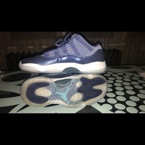 Jordan Retro 11 Low Blue Moon